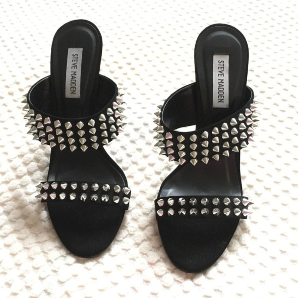 STEVE MADDEN Black Radar Stud Heels - 8